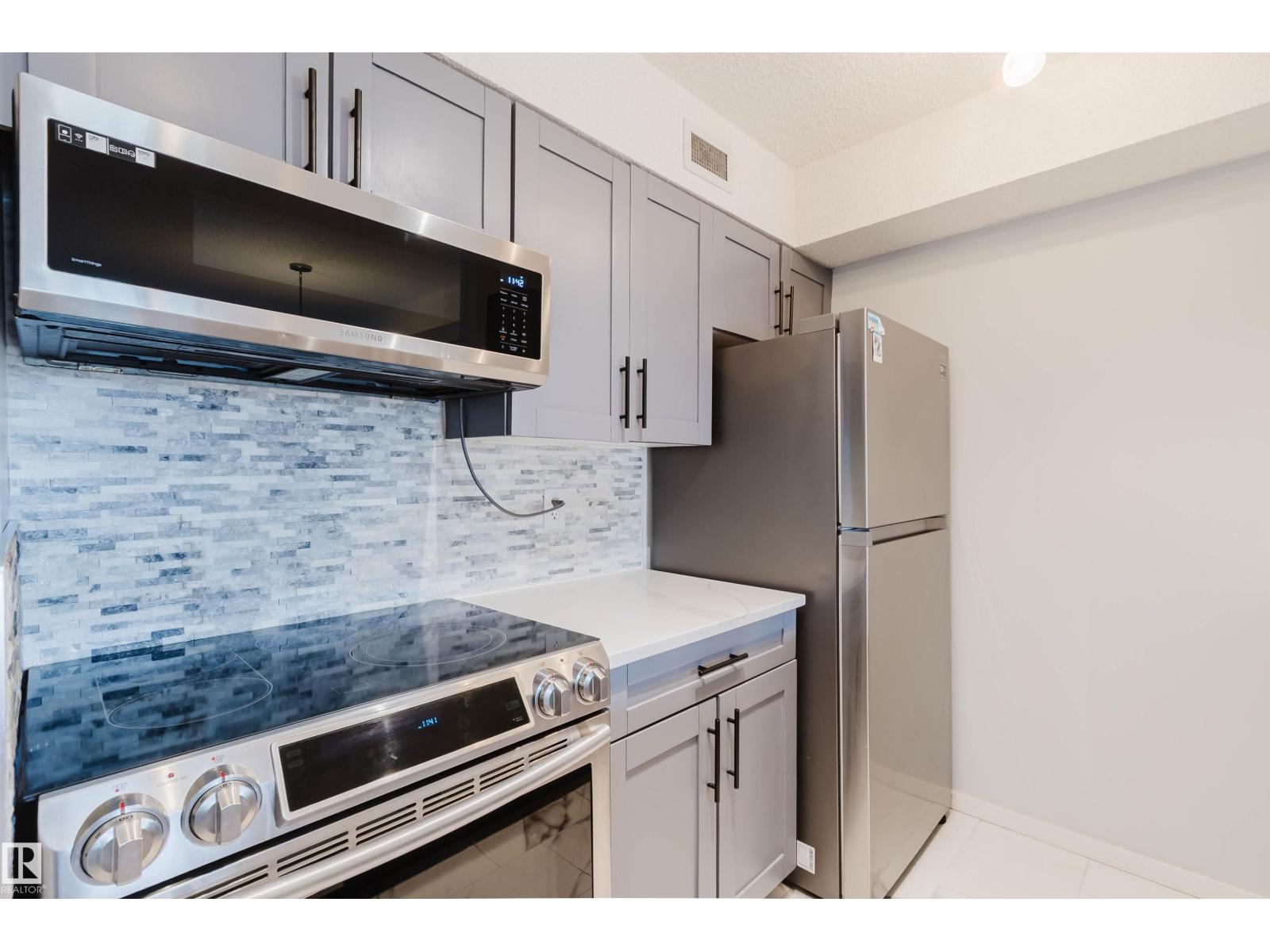 #204 11803 22 Av Sw Property Photo 5