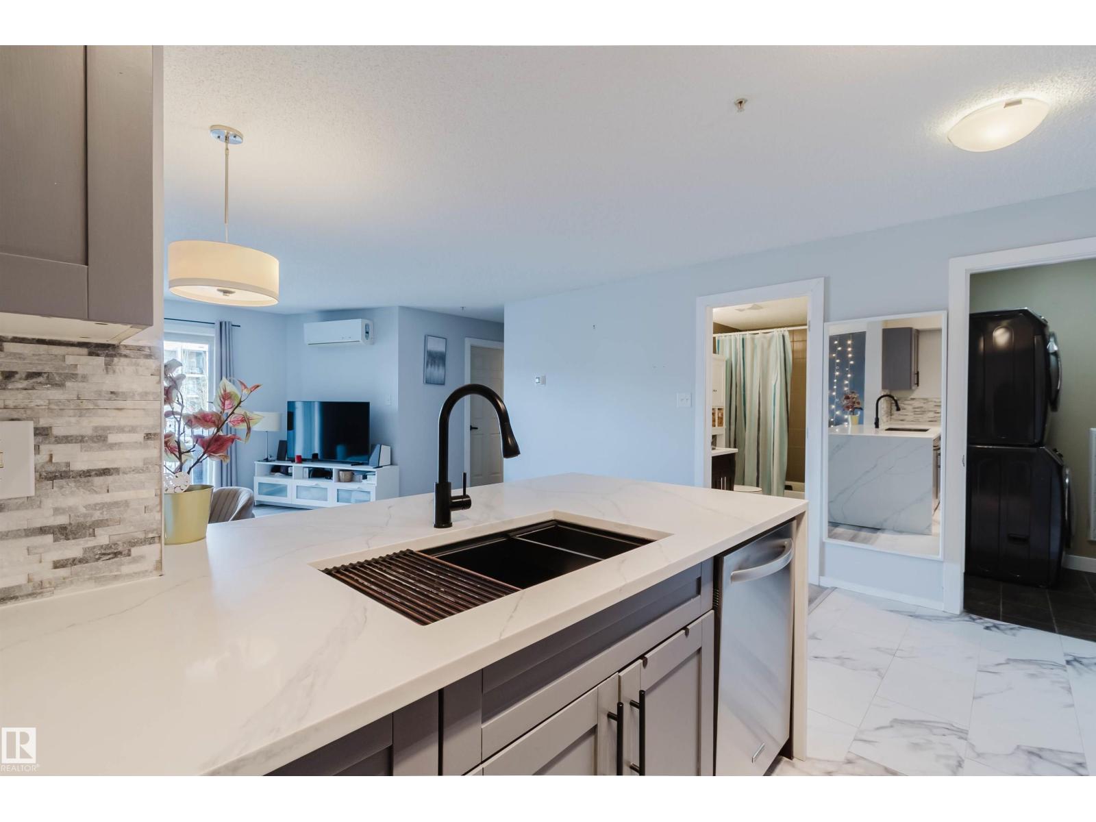 #204 11803 22 Av Sw Property Photo 8