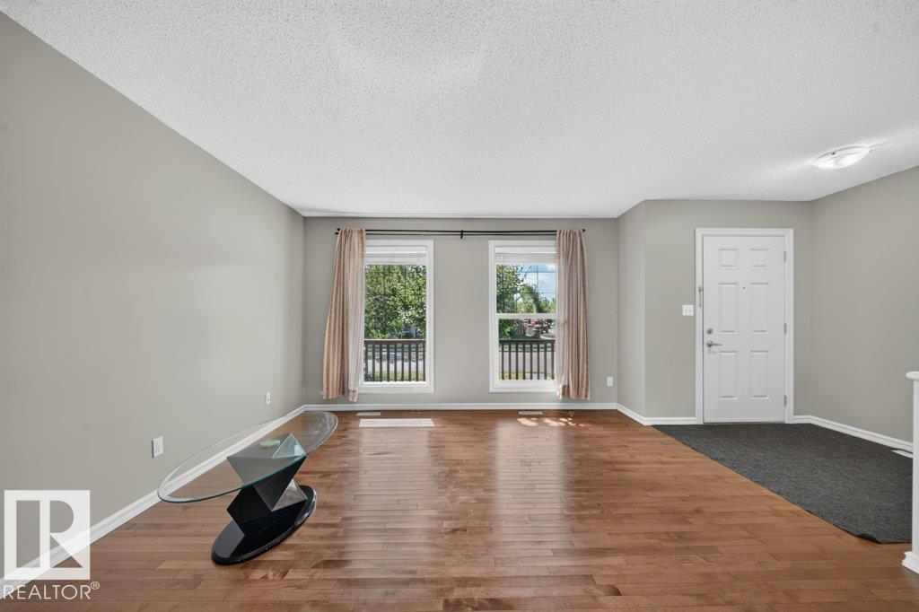 2926 21a Av Nw Property Photo 5