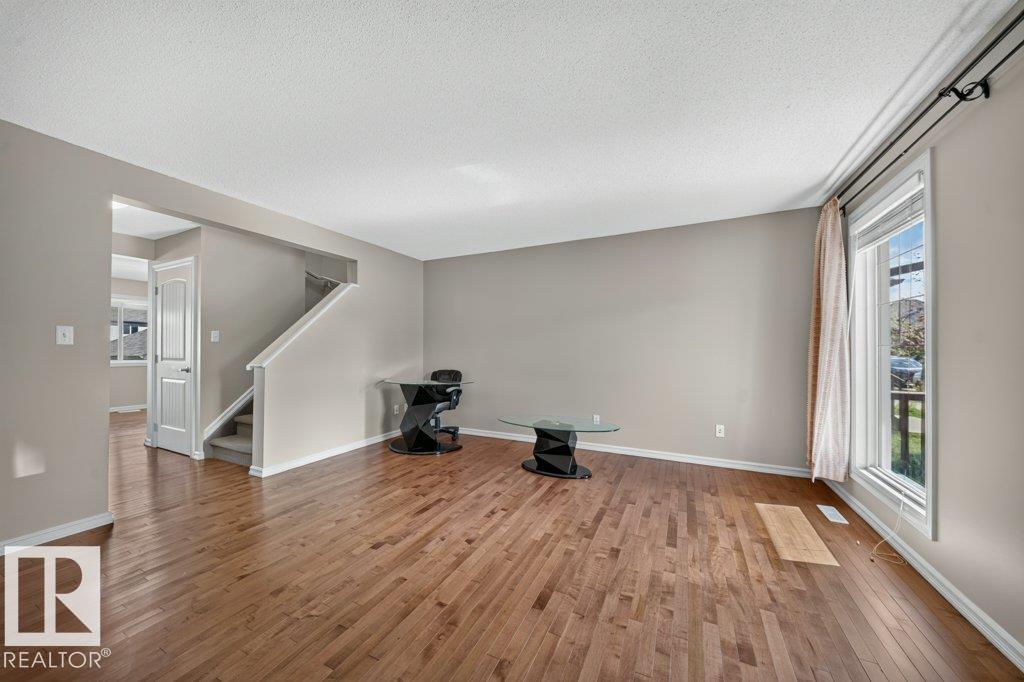 2926 21a Av Nw Property Photo 7