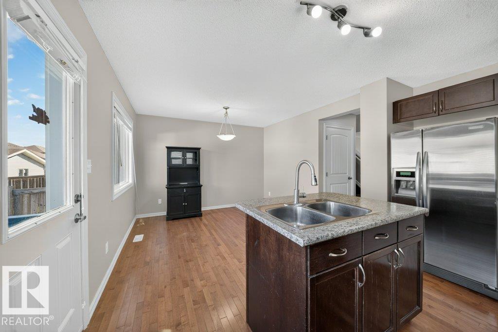 2926 21a Av Nw Property Photo 14