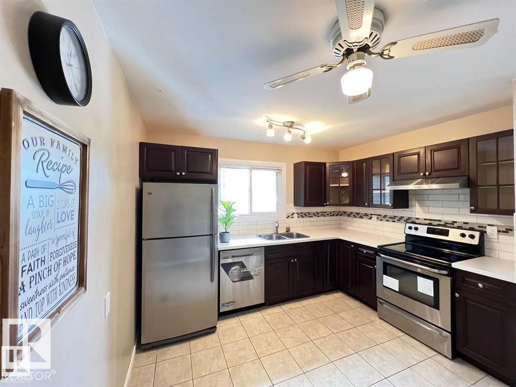 144 Kaskitayo Court NW Property Photo 1