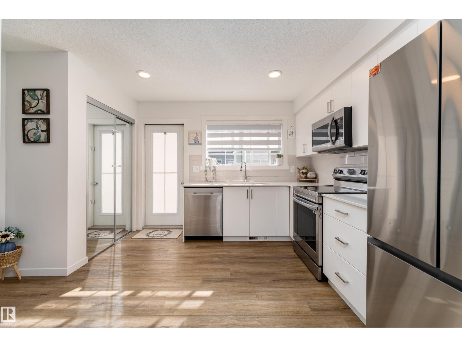 #64 1110 Daniels Link Li Sw Property Photo 4