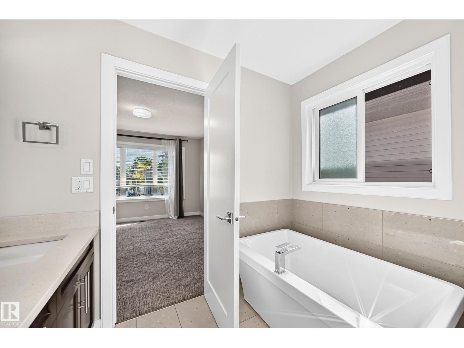 12212 124 St Nw Property Photo 27