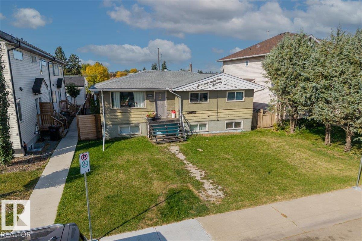 10304 162 St Nw Property Photo 1