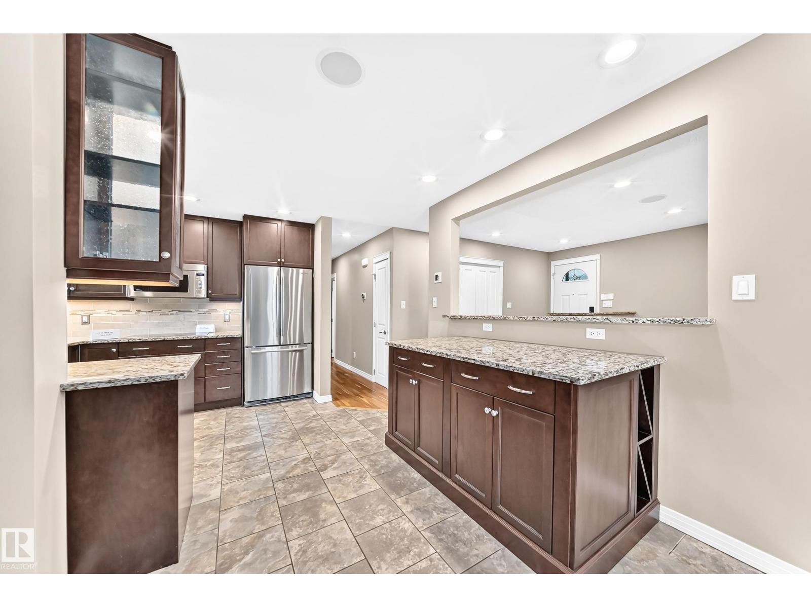 6307 92a Av Nw Property Photo 11