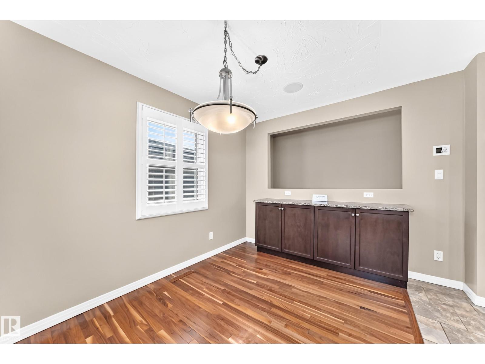 6307 92a Av Nw Property Photo 13