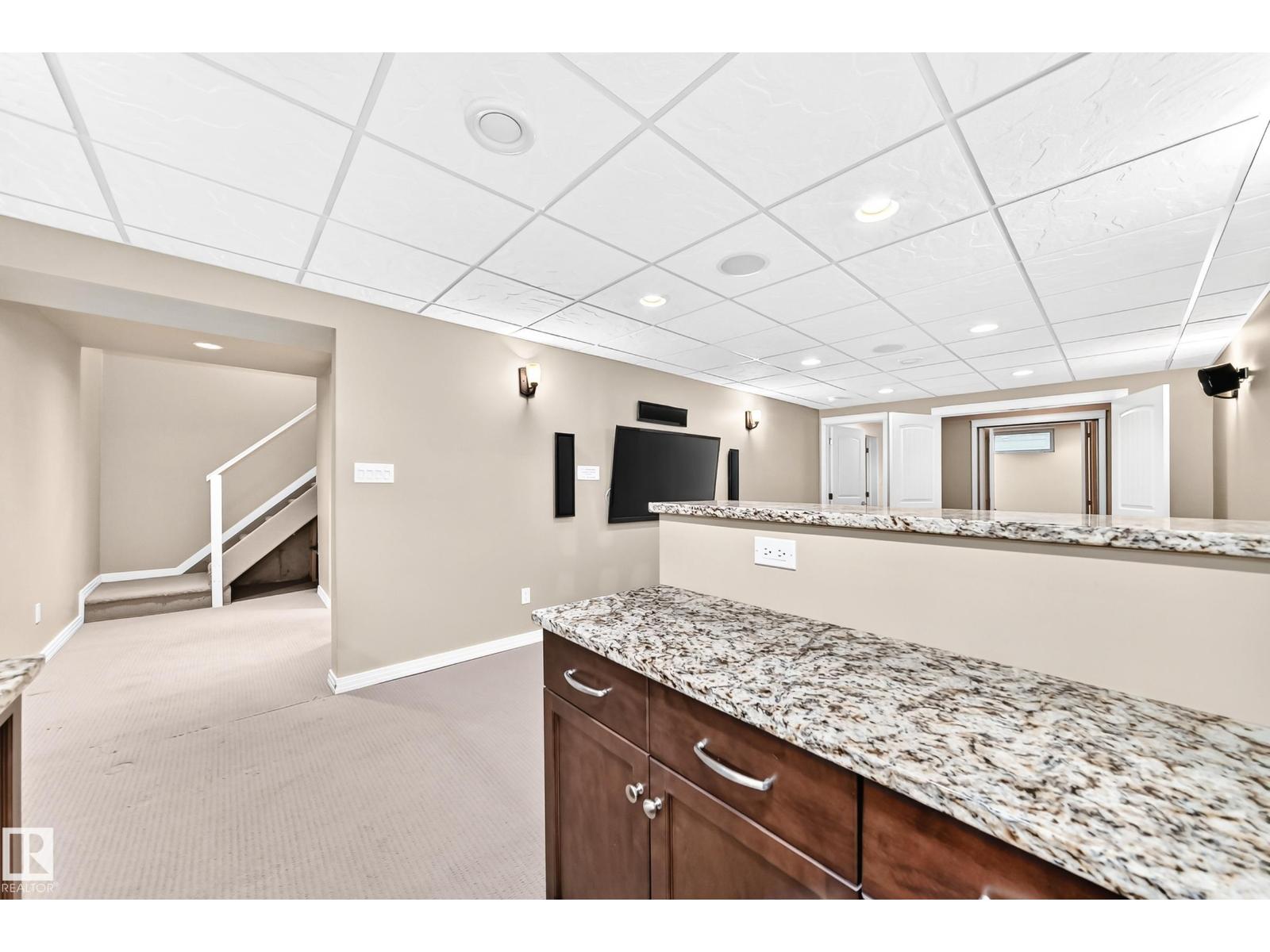 6307 92a Av Nw Property Photo 35