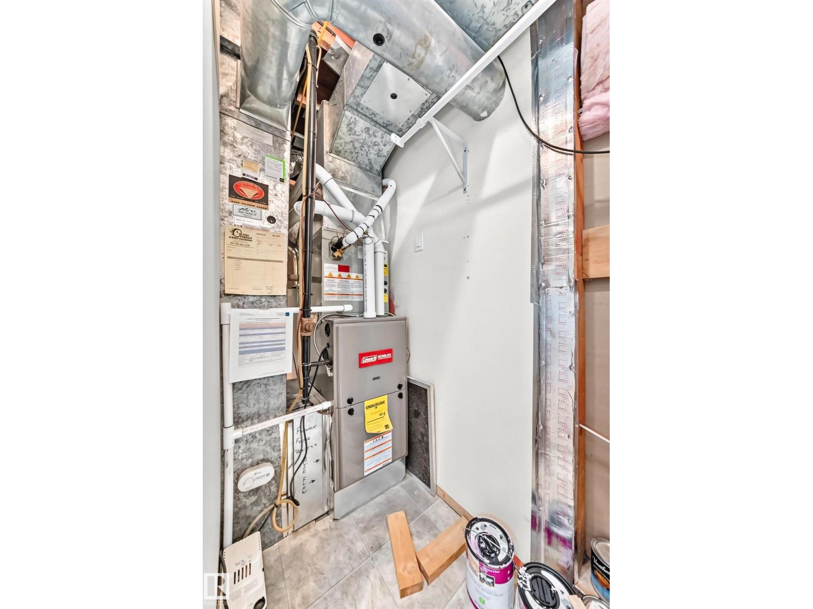 6307 92a Av Nw Property Photo 45