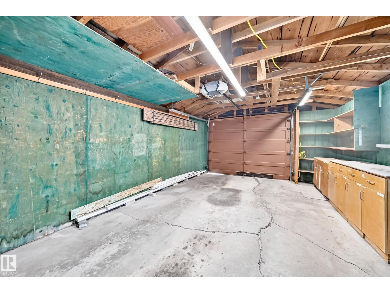 6307 92a Av Nw Property Photo 46