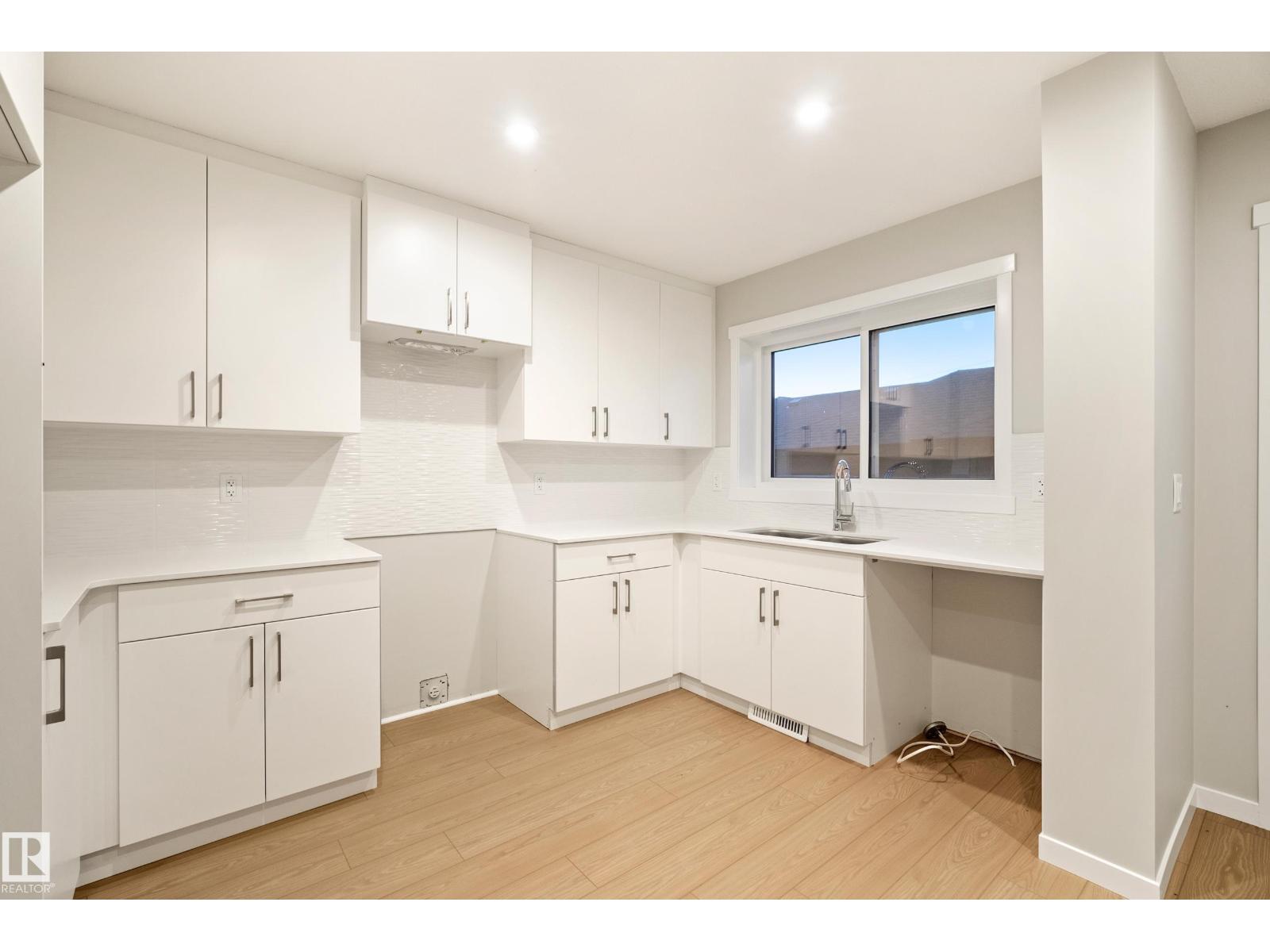 17216 4 Street Nw Property Photo 12
