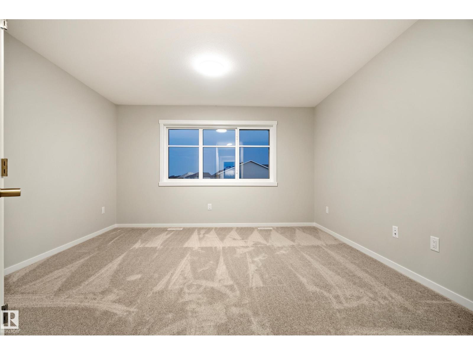 17216 4 Street Nw Property Photo 17