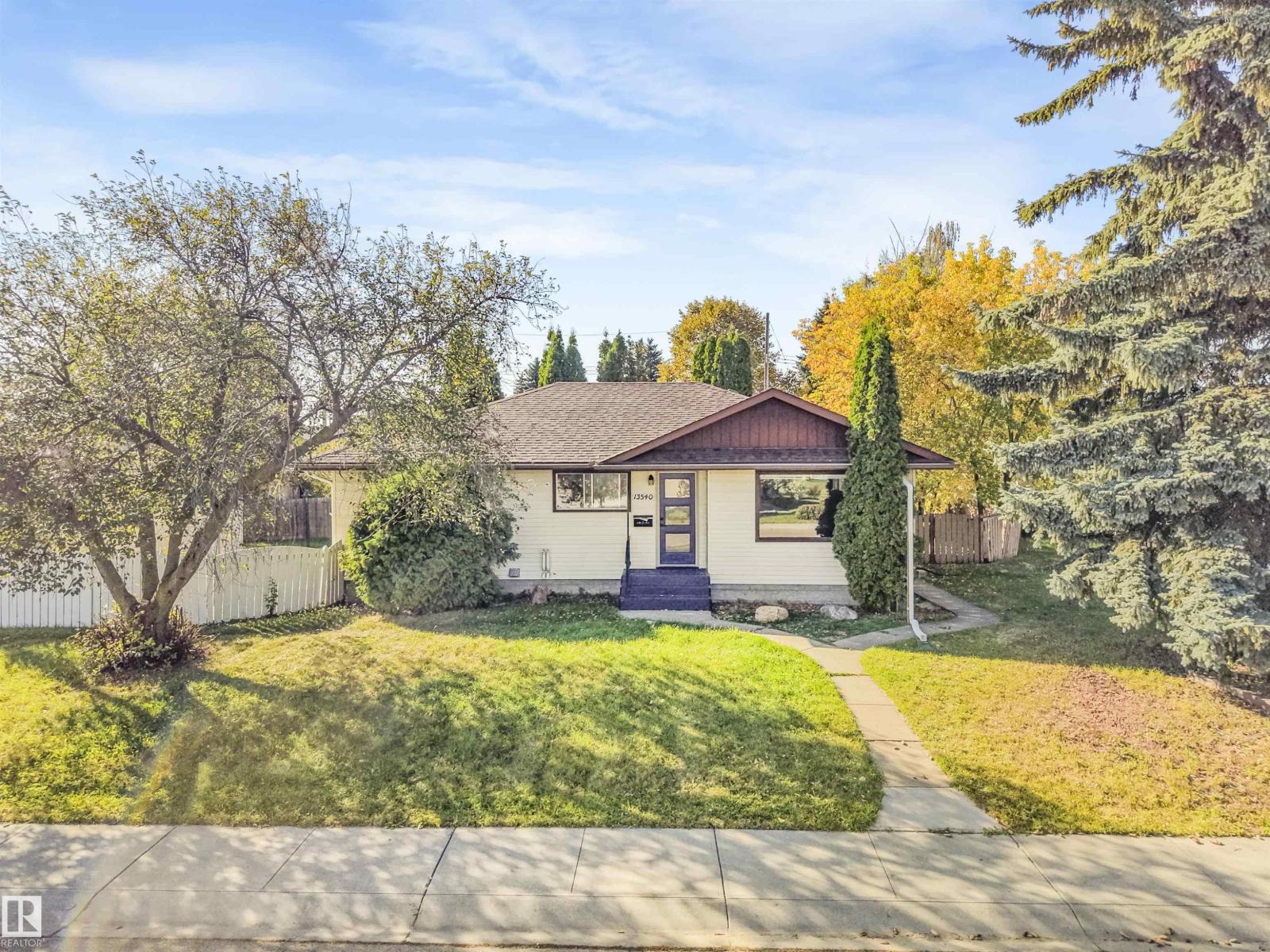13540 110 St Nw Property Photo 1