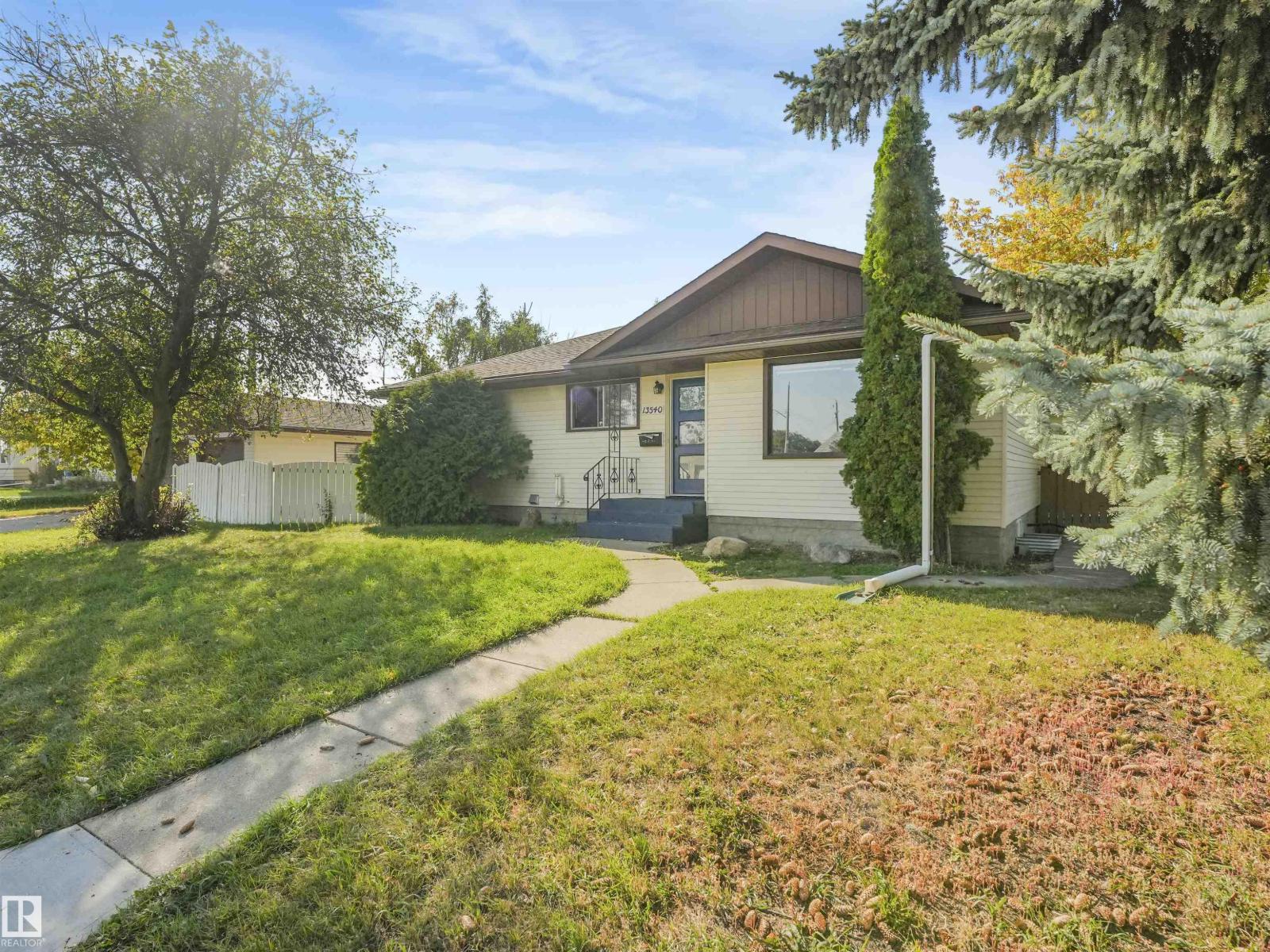 13540 110 St Nw Property Photo 32