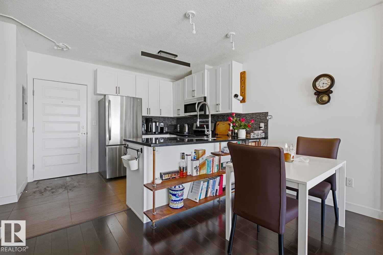 #931 5151 Windermere Bv Sw Property Photo 8