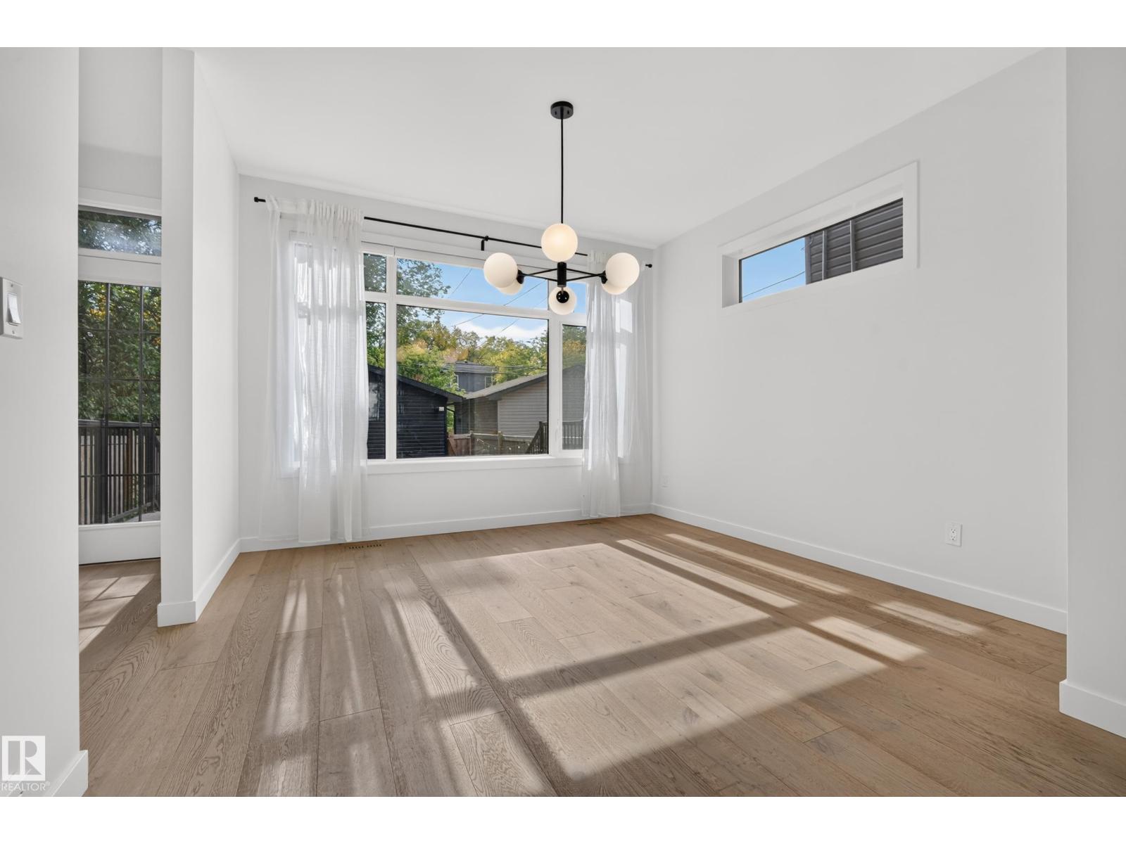 11207 75 Av Nw Property Photo 16