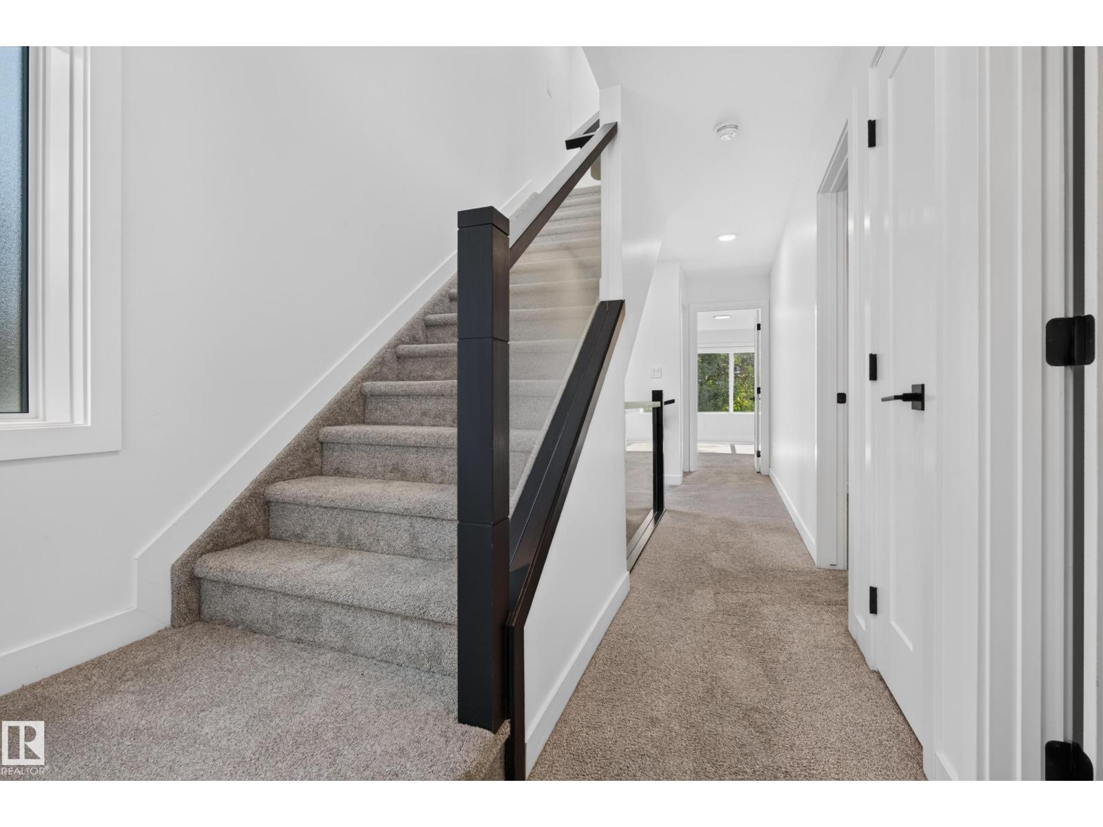11207 75 Av Nw Property Photo 24