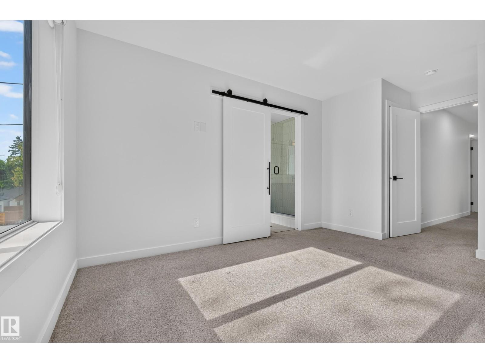 11207 75 Av Nw Property Photo 27