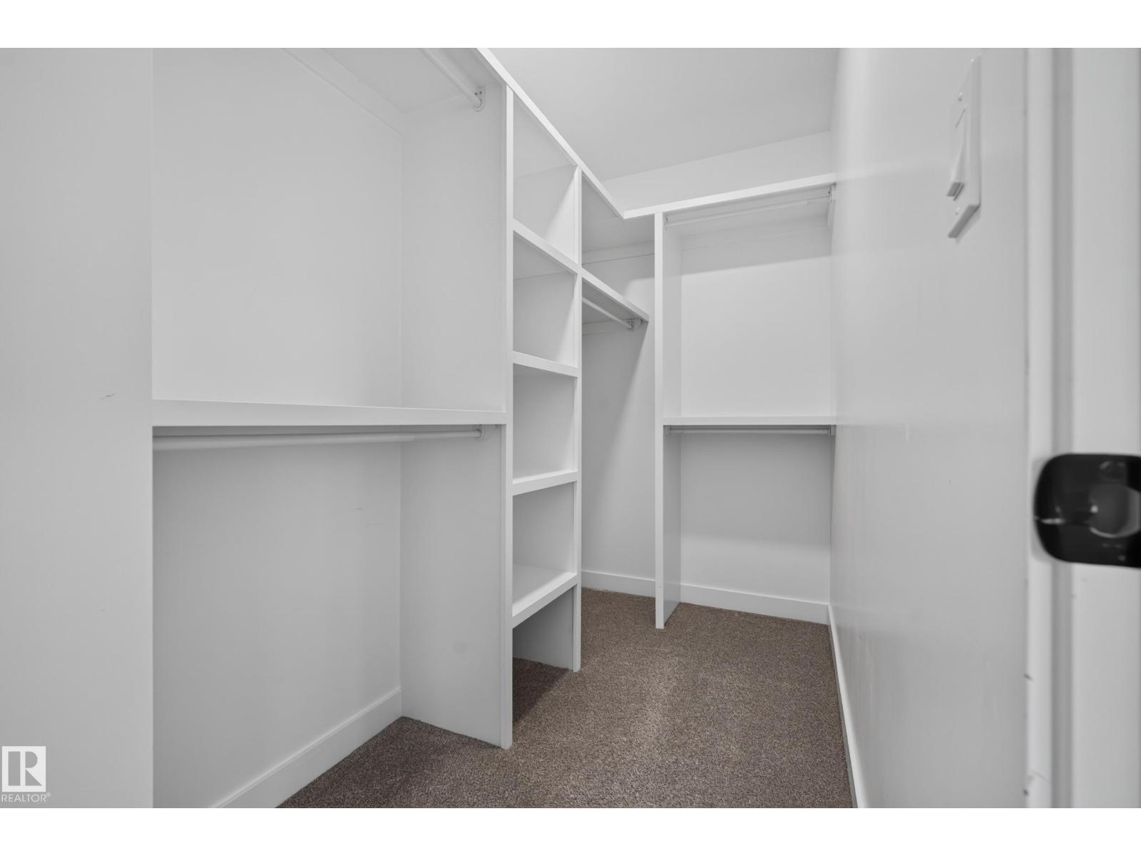 11207 75 Av Nw Property Photo 37