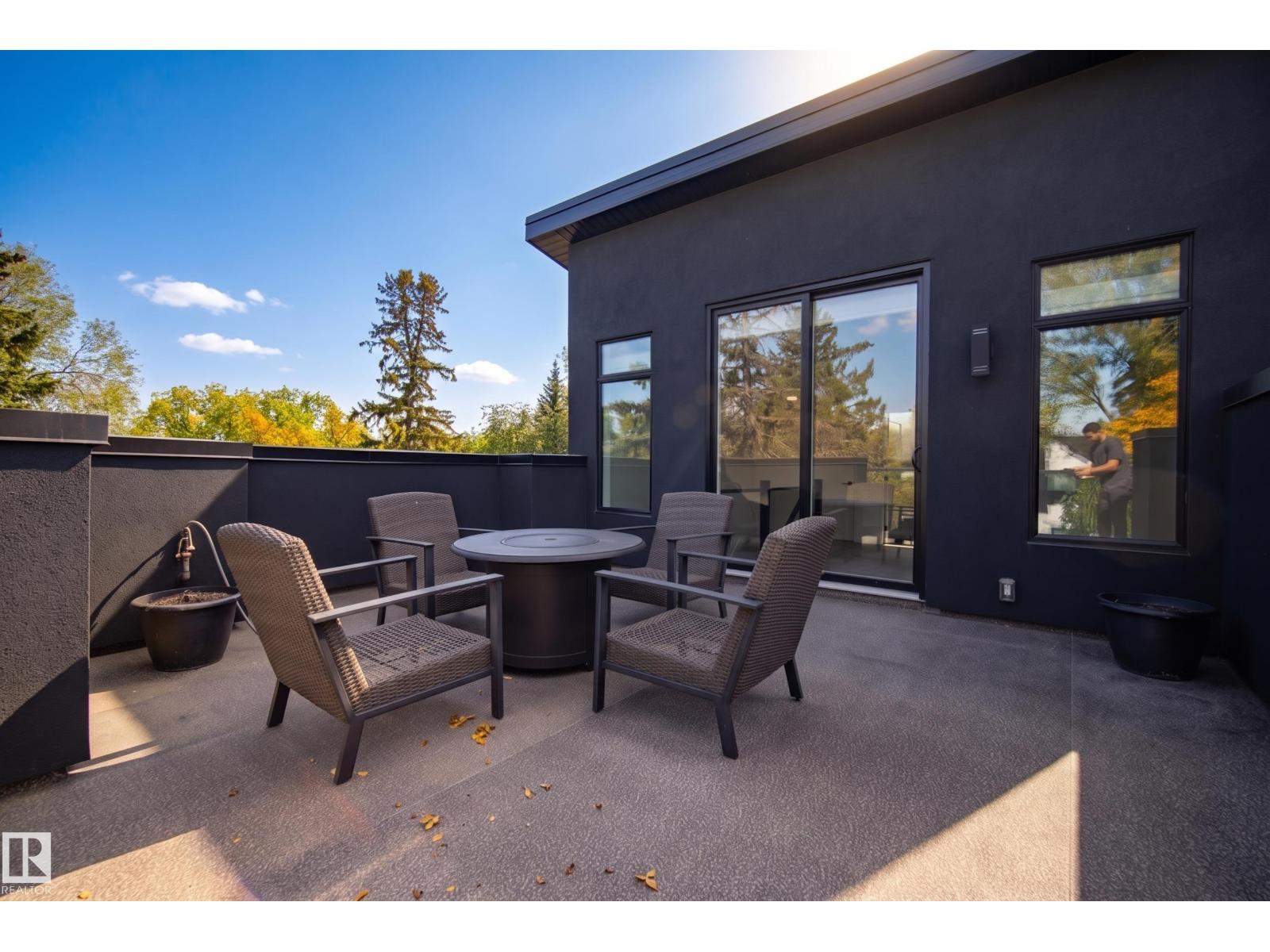 11207 75 Av Nw Property Photo 61