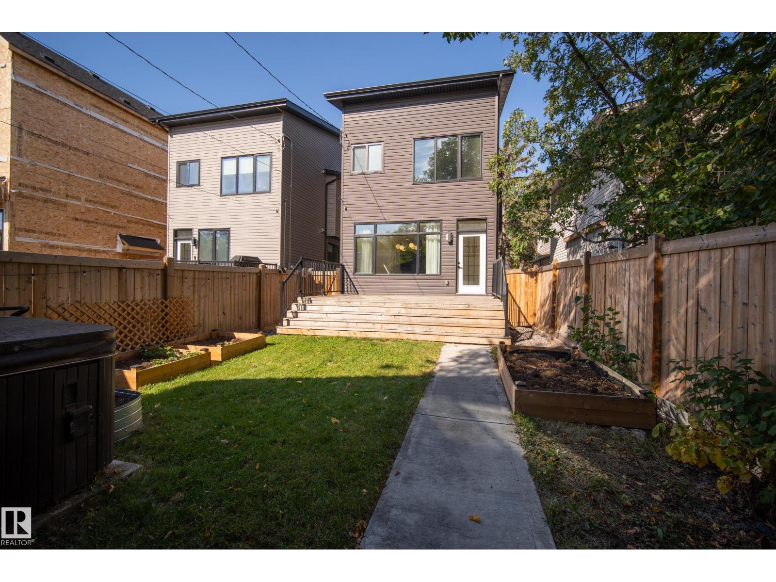 11207 75 Av Nw Property Photo 62