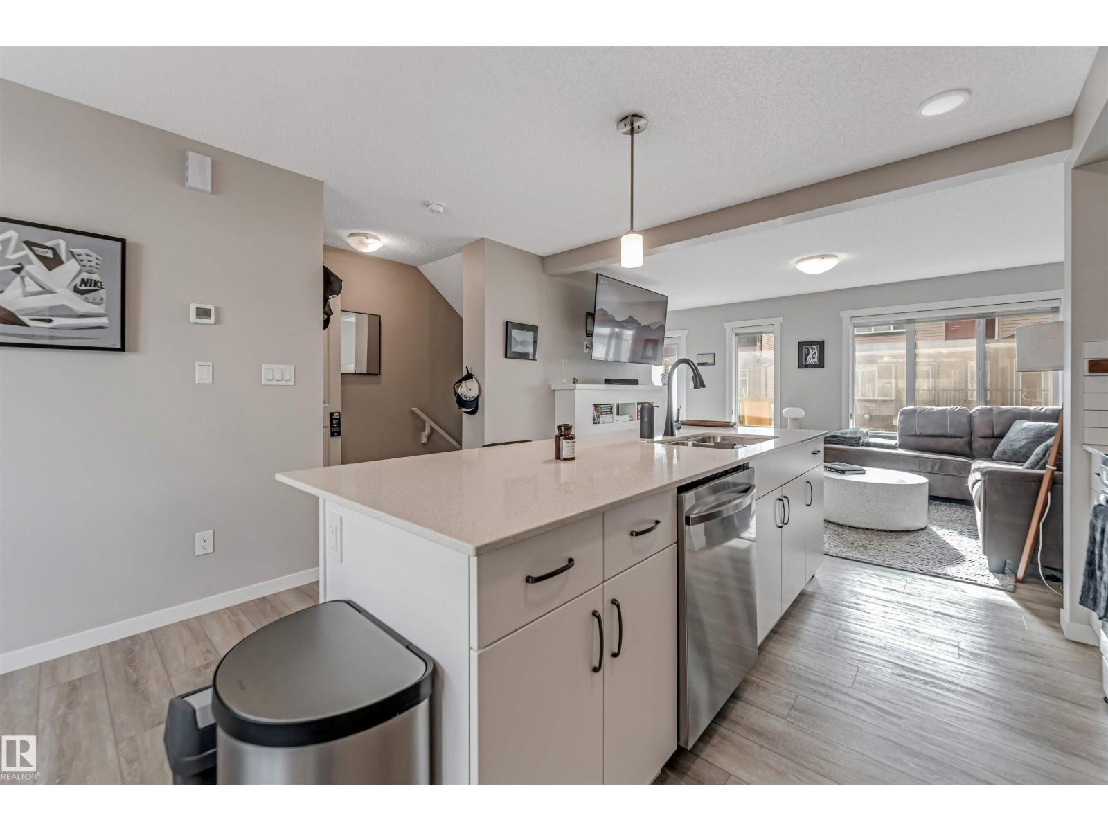 #110 1530 Tamarack Bv Nw Property Photo 12