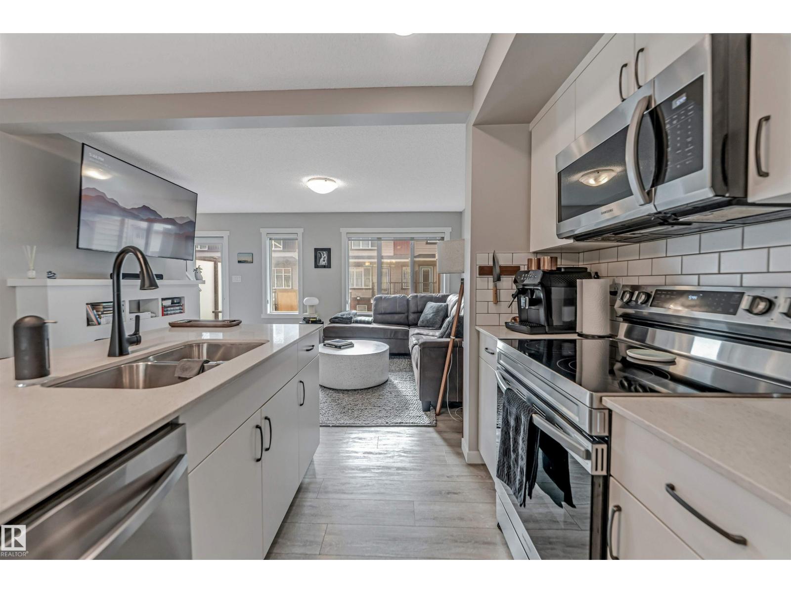 #110 1530 Tamarack Bv Nw Property Photo 18