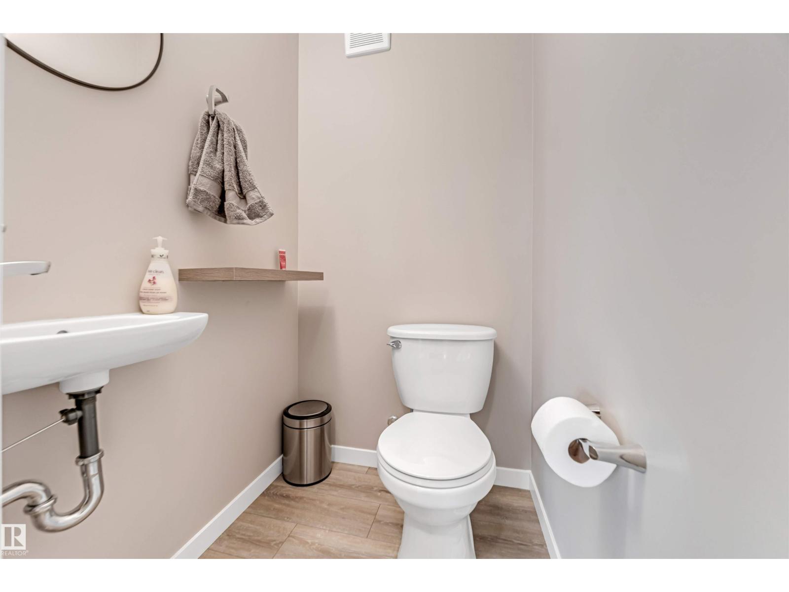 #110 1530 Tamarack Bv Nw Property Photo 21