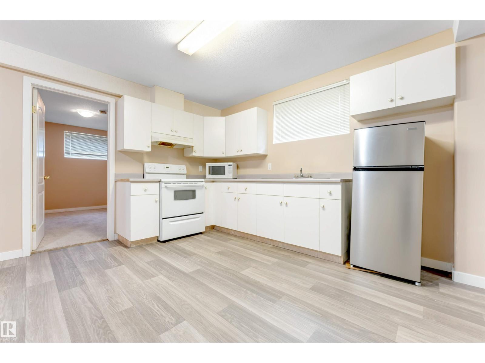 3738 28a St Nw Property Photo 41