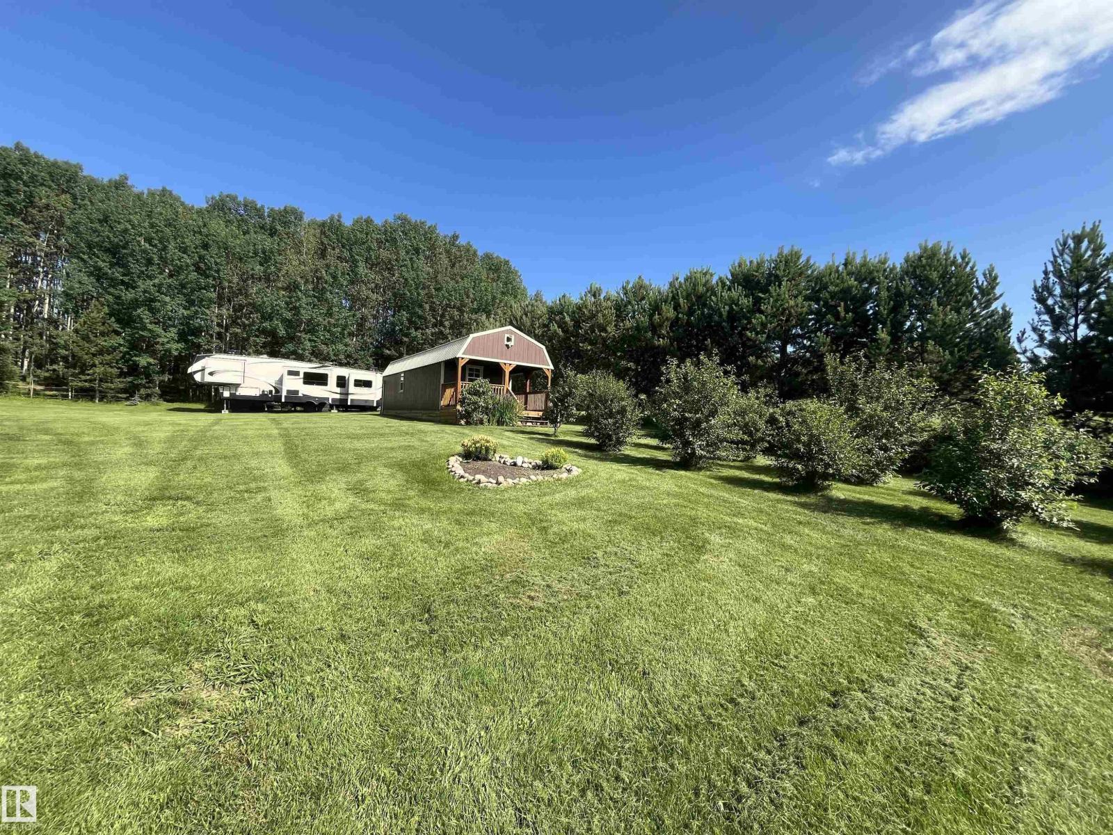 #15 2319 Twp Road 524 Property Photo 2