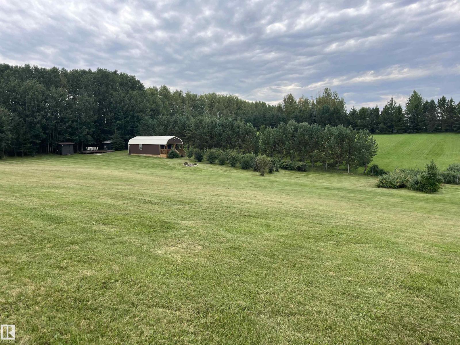 #15 2319 Twp Road 524 Property Photo 5