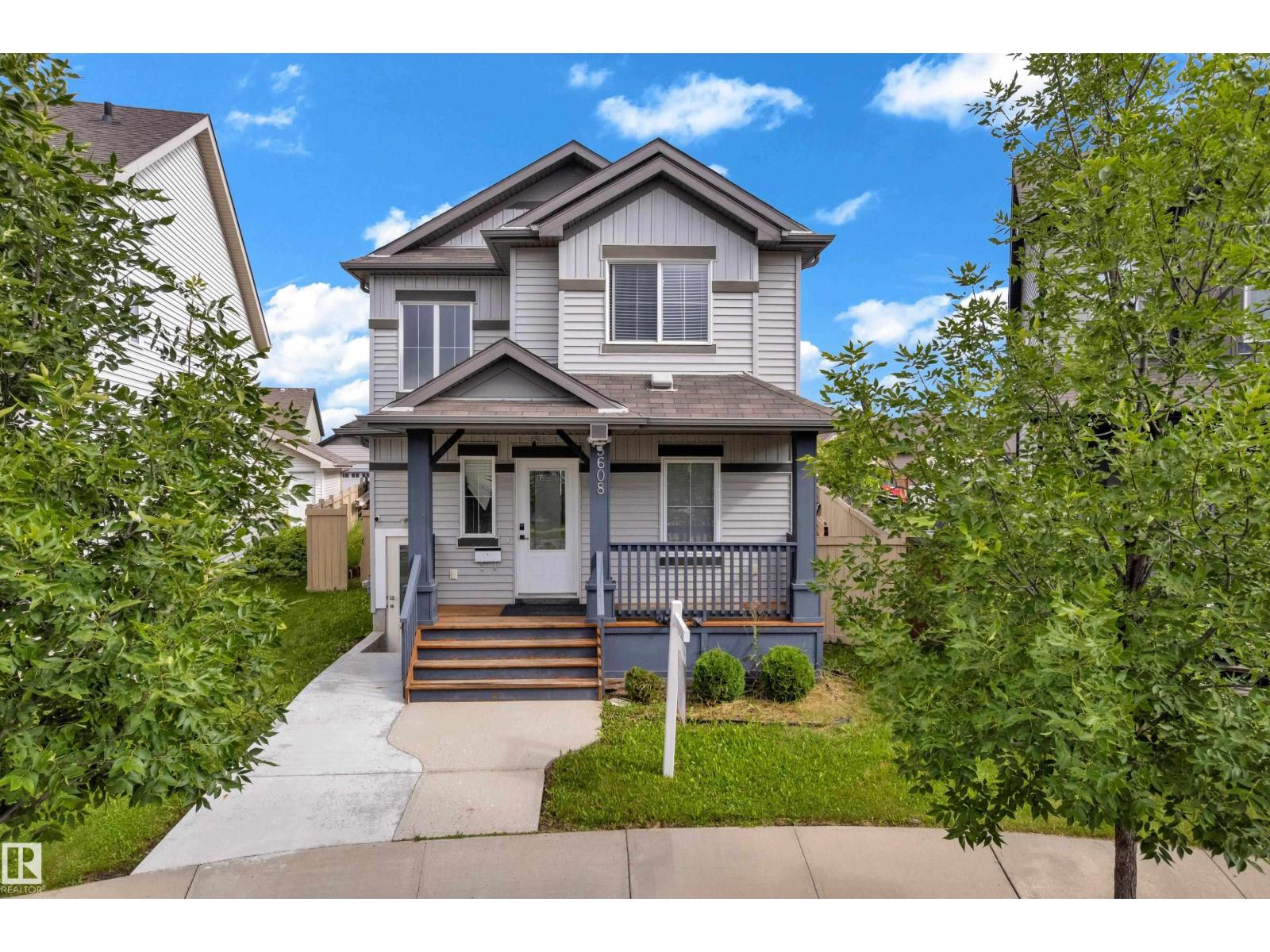 5608 17 AV SW Property Photo 1