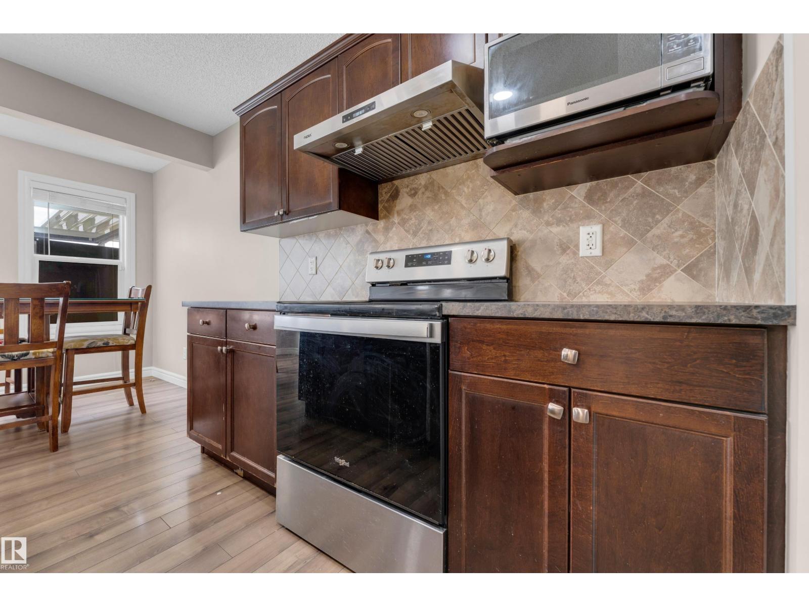 5608 17 Av Sw Property Photo 14