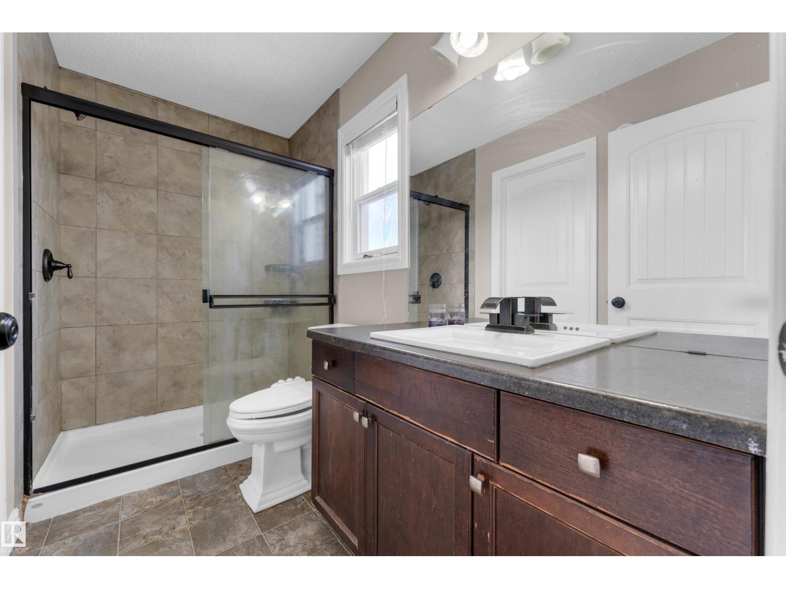 5608 17 Av Sw Property Photo 20
