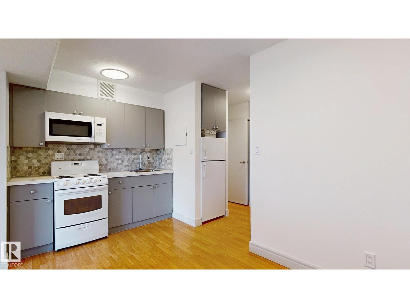 #417 10160 114 St Nw Property Photo 20