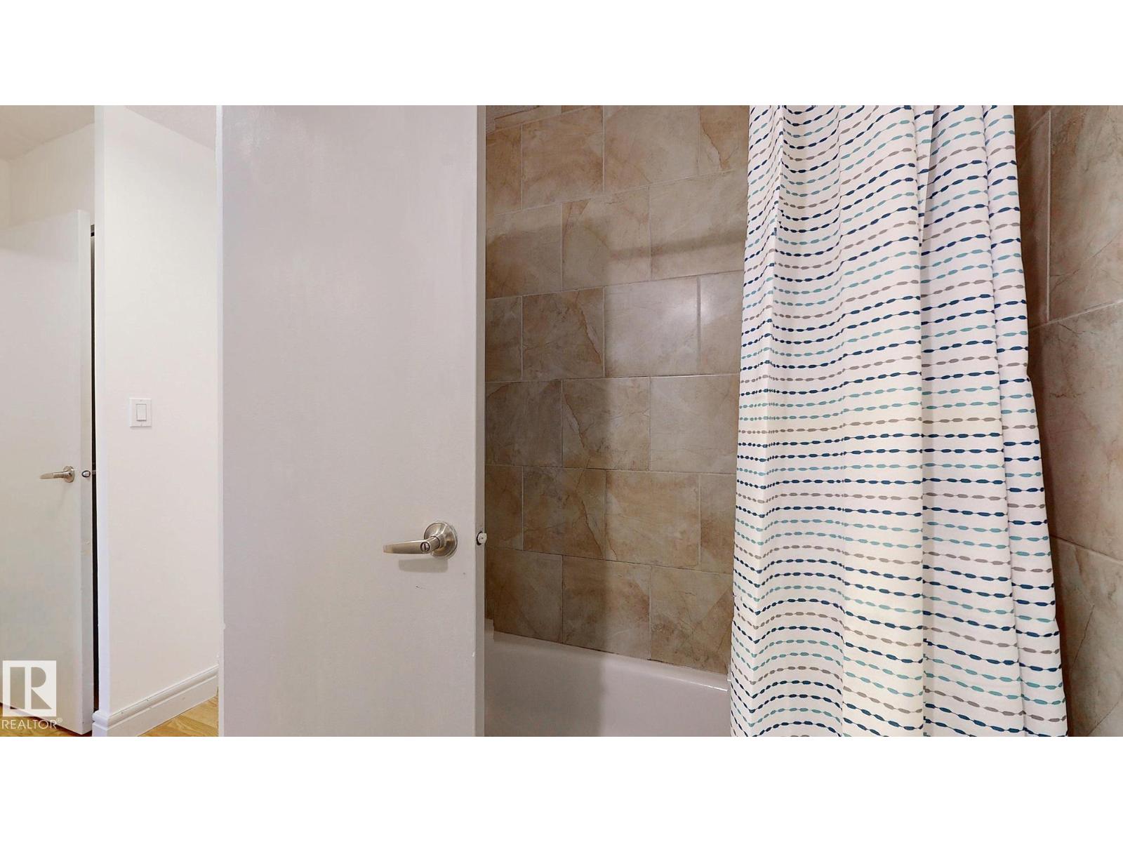 #417 10160 114 St Nw Property Photo 27