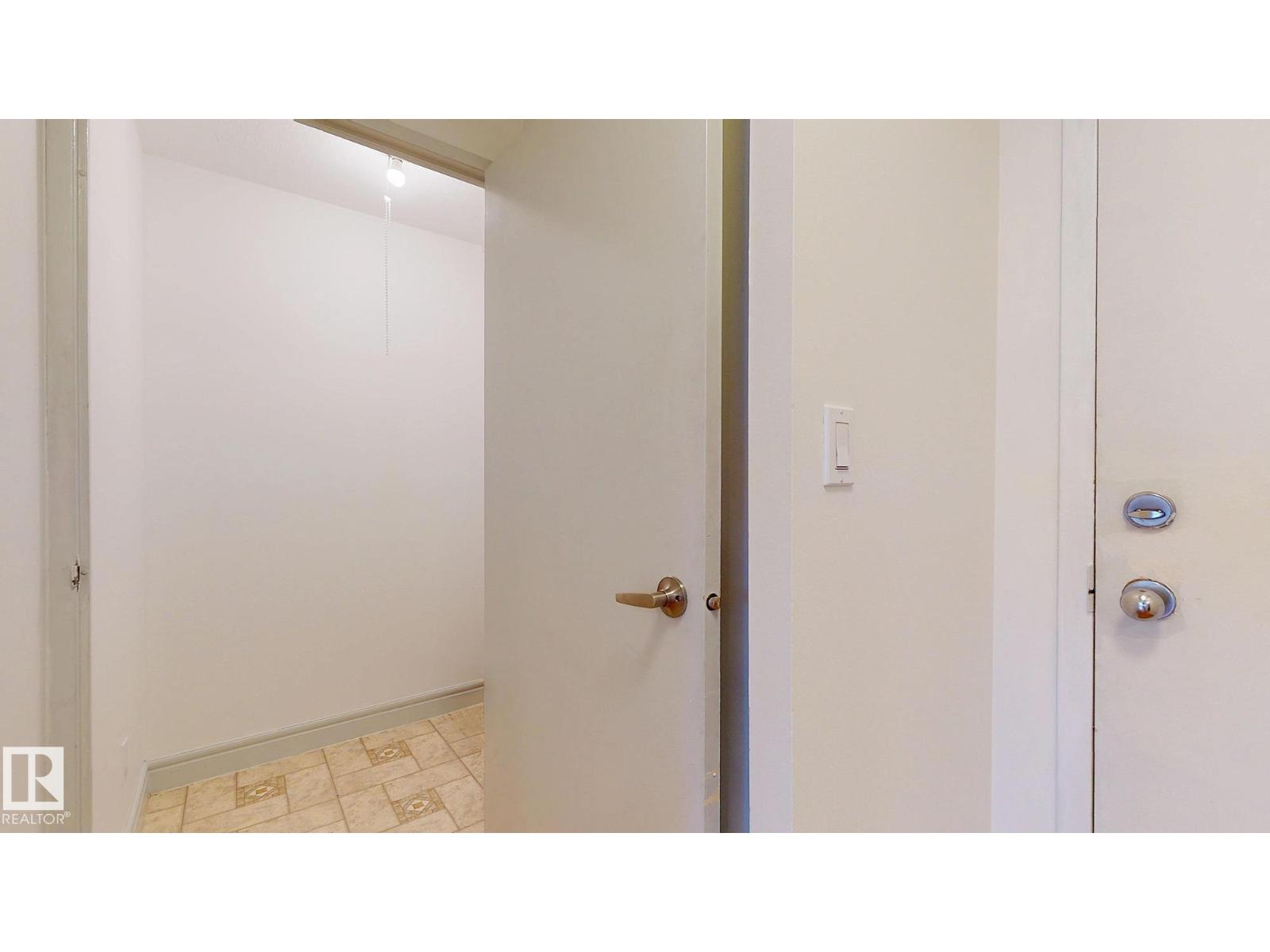 #417 10160 114 St Nw Property Photo 28