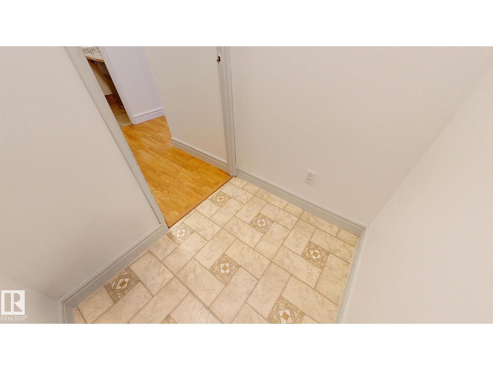 #417 10160 114 St Nw Property Photo 30