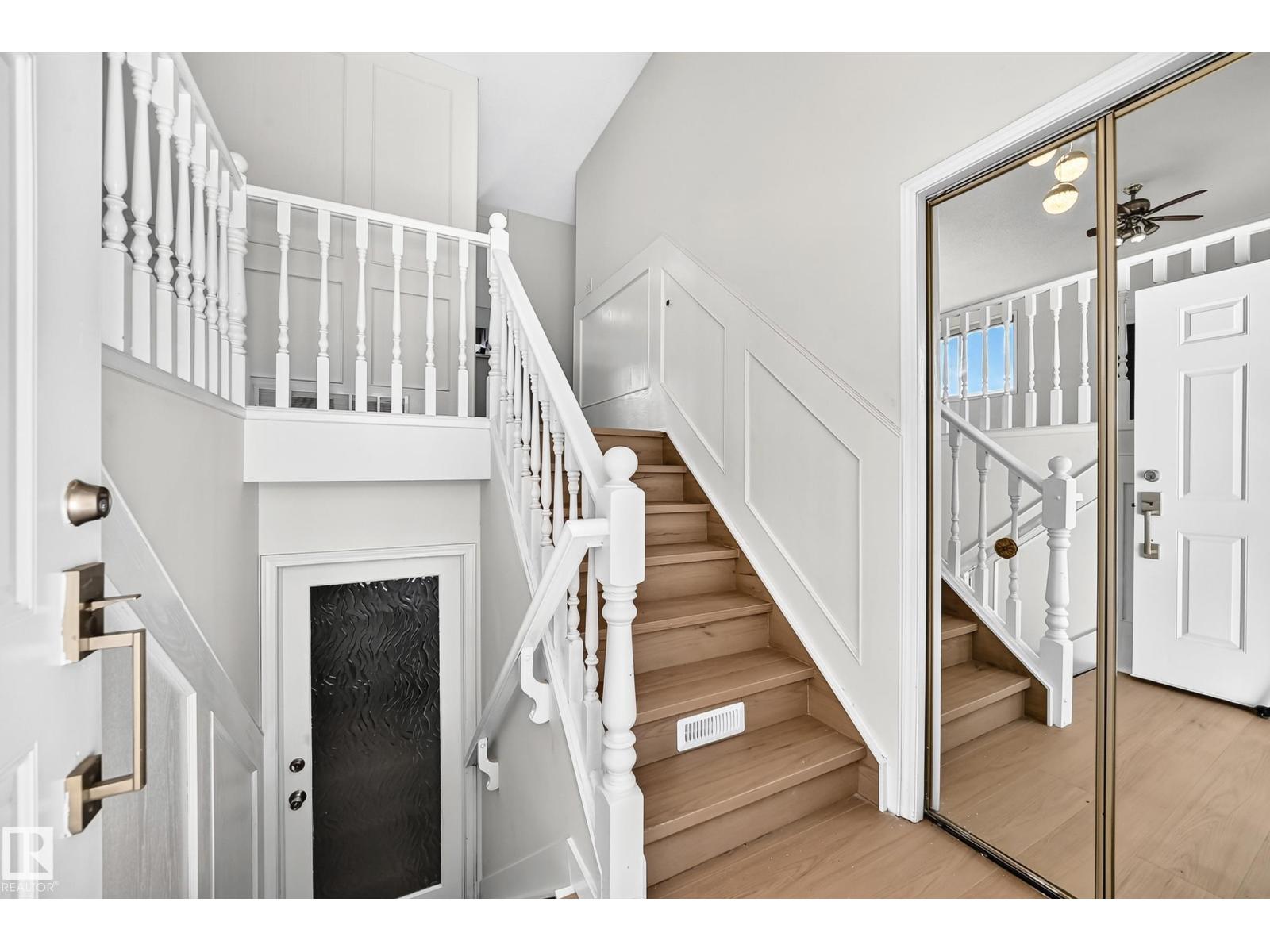 3924 26a Av Nw Property Photo 3