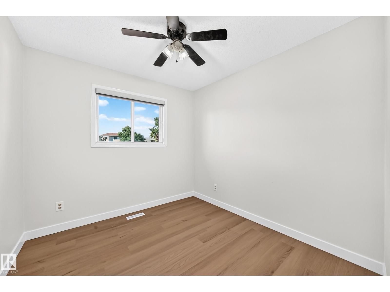 3924 26a Av Nw Property Photo 22