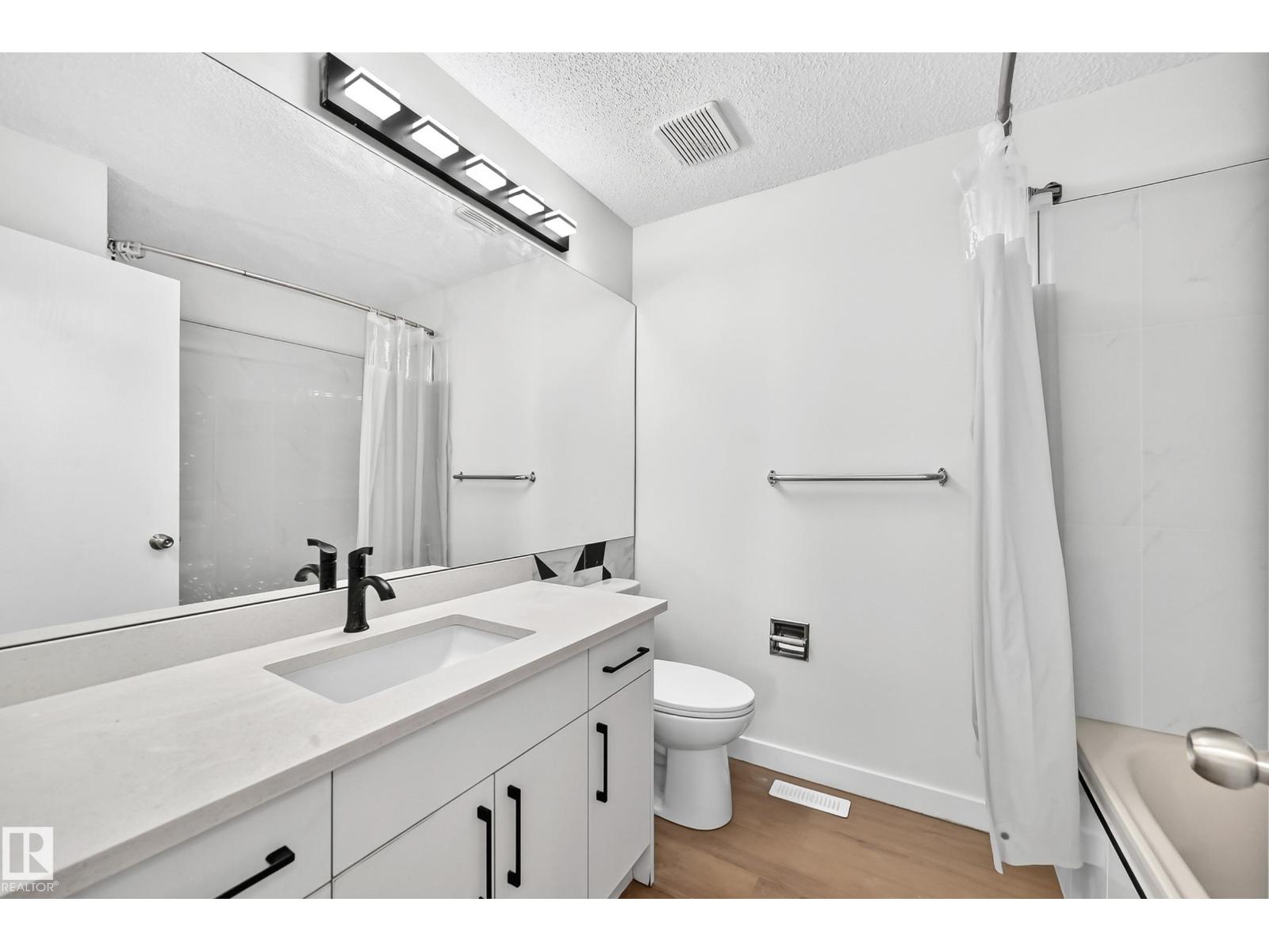 3924 26a Av Nw Property Photo 26