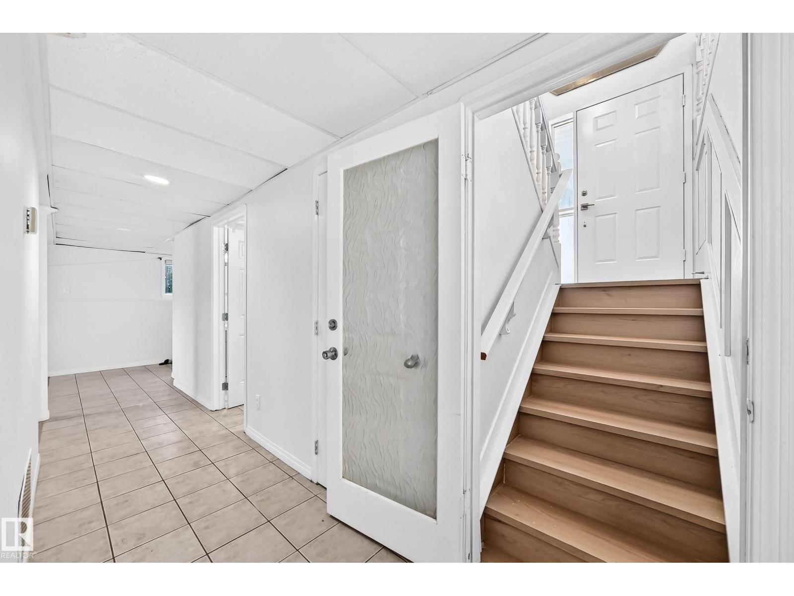 3924 26a Av Nw Property Photo 29
