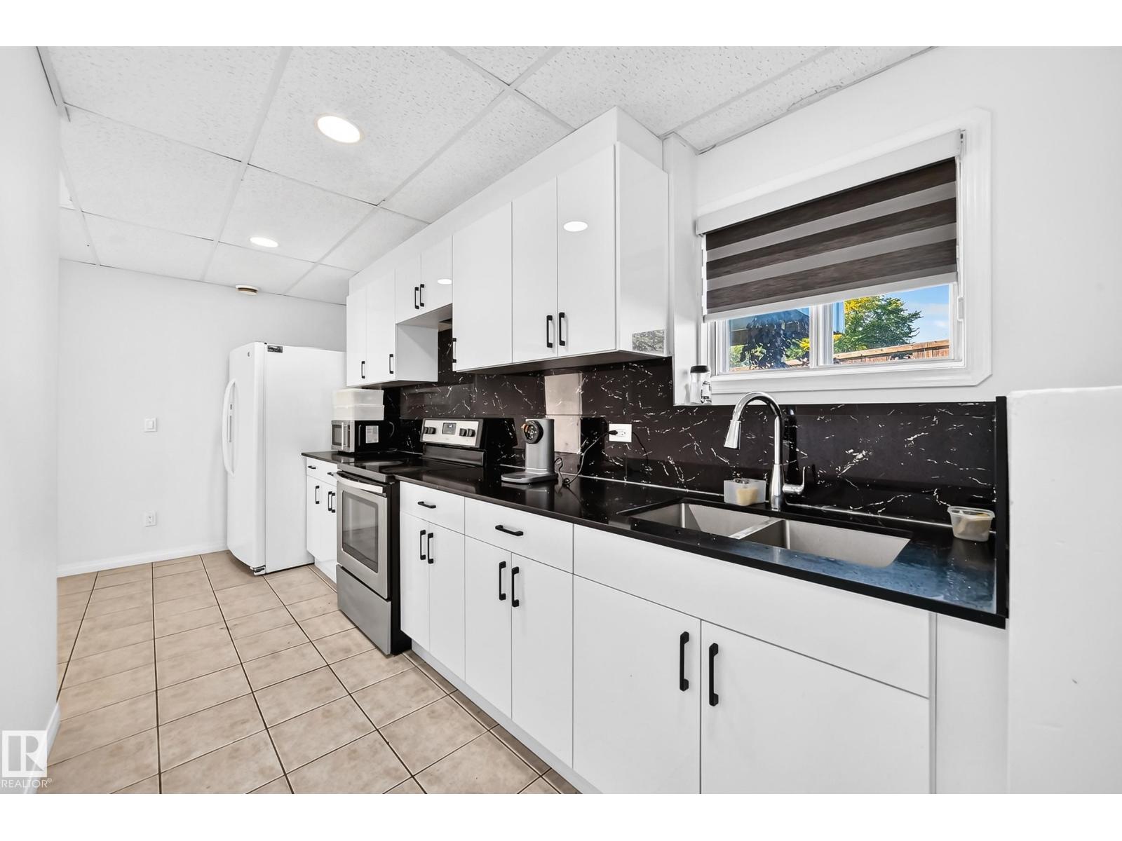 3924 26a Av Nw Property Photo 30