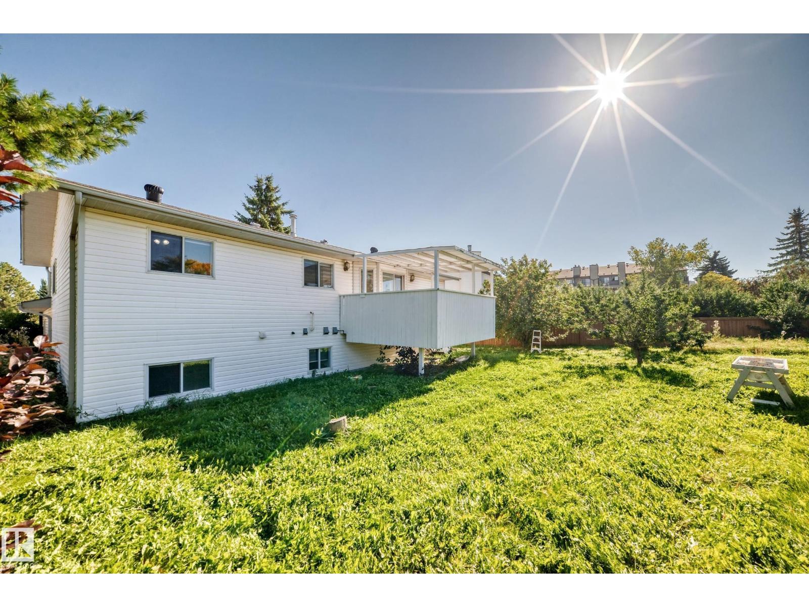 3924 26a Av Nw Property Photo 43