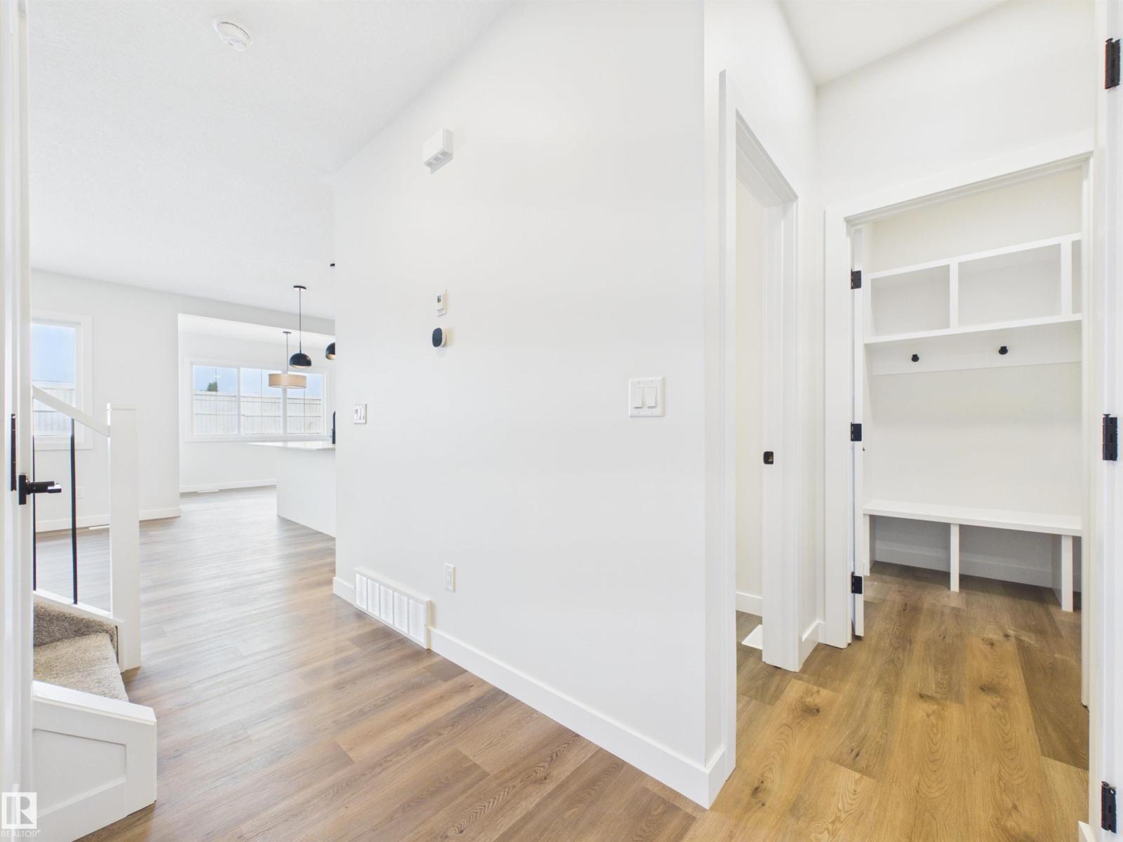 159 Caledon Cr Property Photo 4