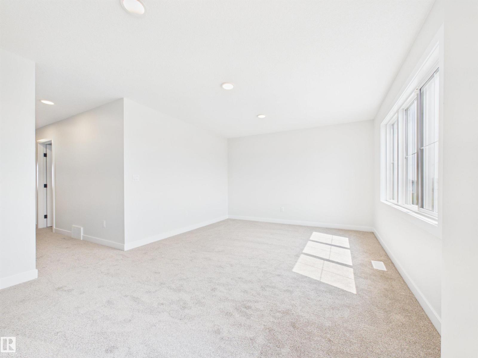 159 Caledon Cr Property Photo 28