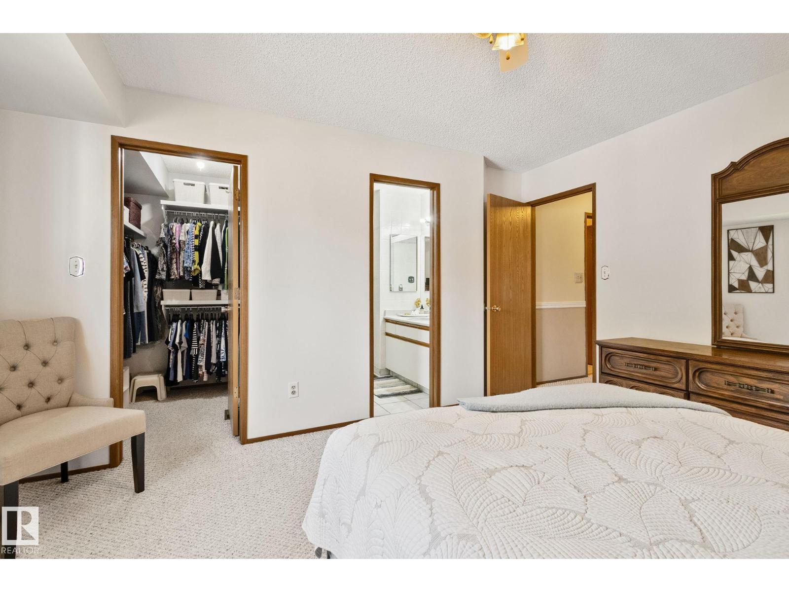 9532 175 Av Nw Nw Property Photo 16