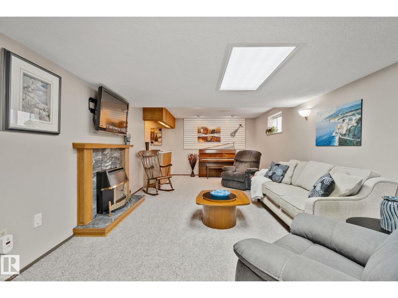 9532 175 Av Nw Nw Property Photo 18