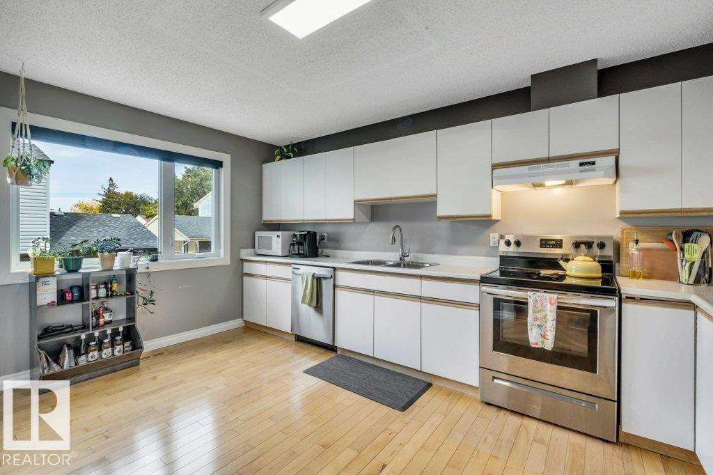 #24 3811 85 St Nw Property Photo 10
