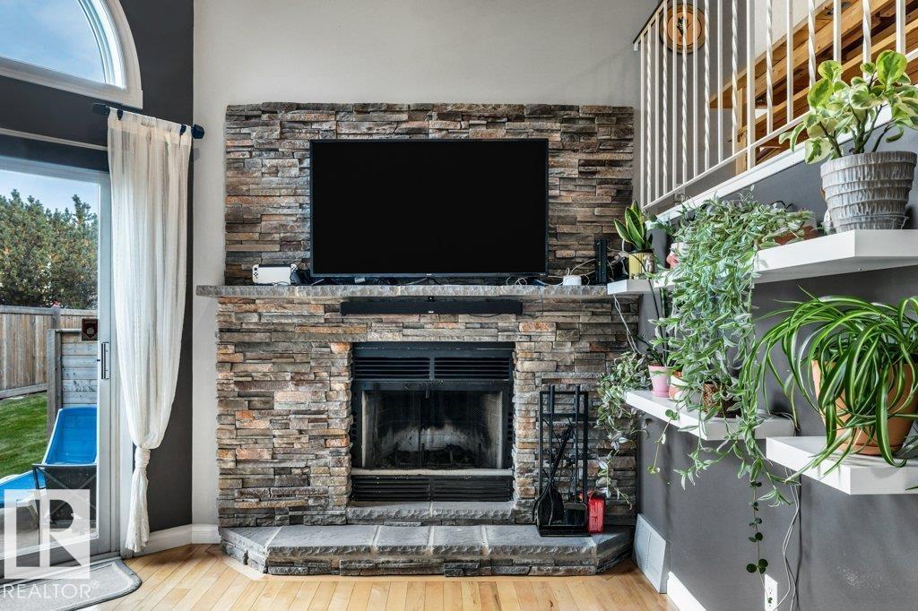 #24 3811 85 St Nw Property Photo 14